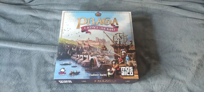 Praga Caput Regni com insert e ovos de madeira