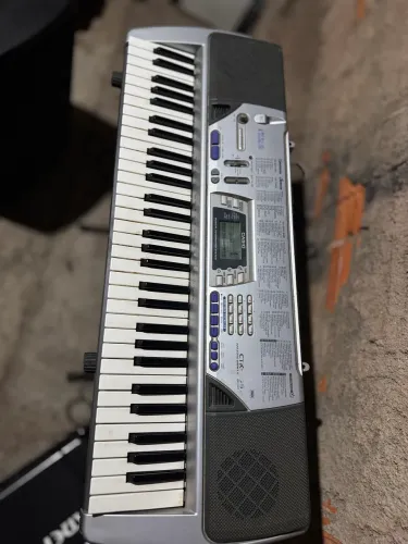 Teclado Casio CTK-496