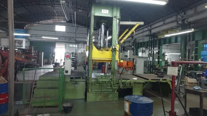  Prensa Hidráulica Ajuste de Moldes 100 Ton