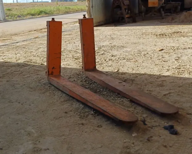 Garfos de empilhadeira 