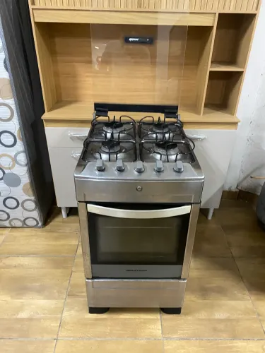 Fogão Brastemp 4 bocas inox funcionando perfeitamente