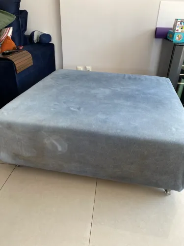 Puff Velha Bahia com rodinhas e reformado