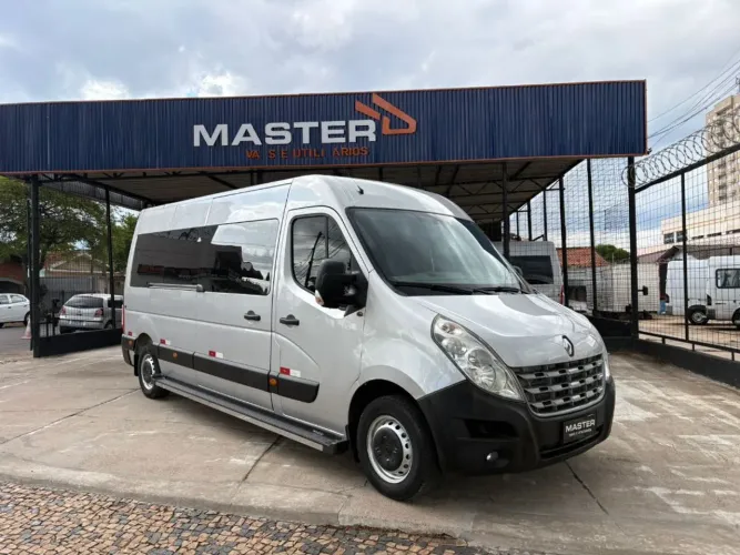 Renault Master 2.3 DCI Executive Longo 16L Dies 2014