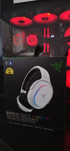 Razer Barracuda X Chroma e Memoria Teamgroup DDR4 16GB 3200mhz
