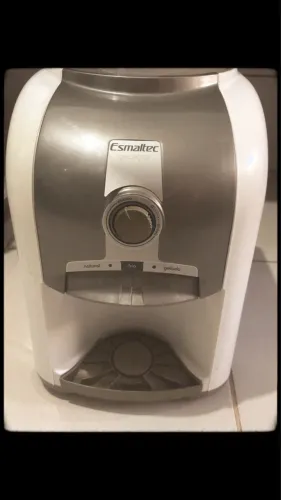 Bebedouro Esmaltec Semi novo 