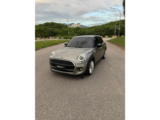 Mini Cooper 1.5 12V Twinpower Gasolina TOP 2P Steptronic 2021