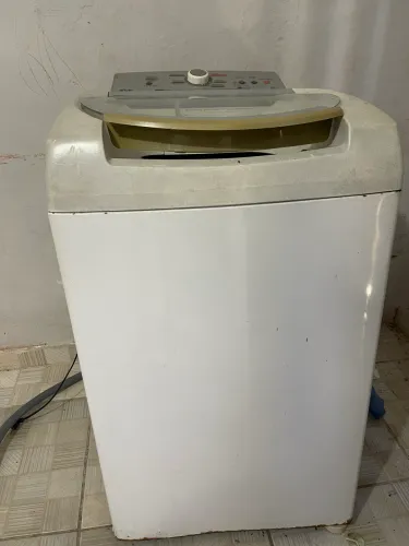 Máquina né lavar funcionando, só não está centrifugando 9 kilos