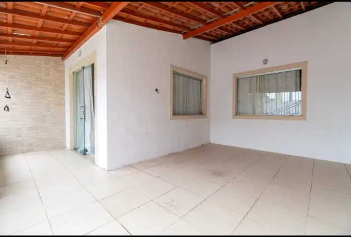 Casa em Duque de Caxias com 2 Quartos