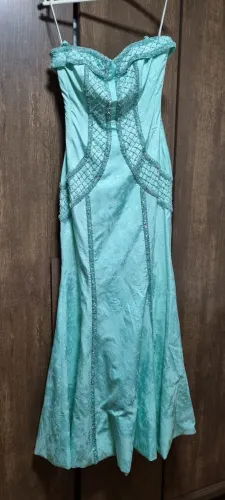 Vestido de festa verde água longo lindo 