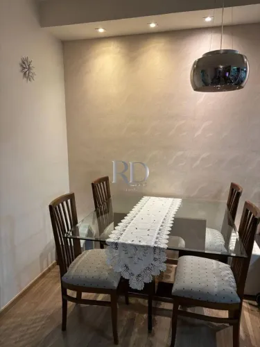 Apartamento com 2 dormitórios à venda, 55 m² por R$ 530.000,00 - Aurora - Londrina/PR