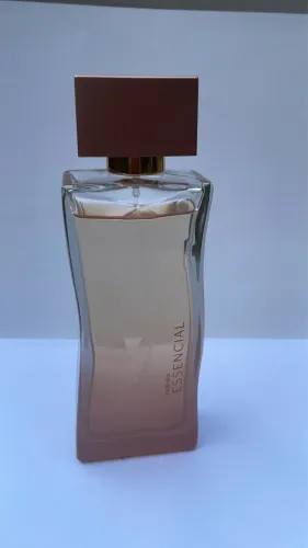 Essencial feminino natura