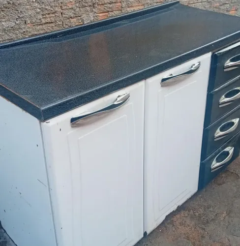 Balcão usado