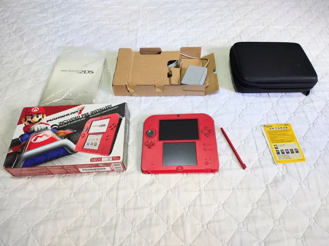 Nintendo 2DS Vermelho Mario kart Desbloqueado
