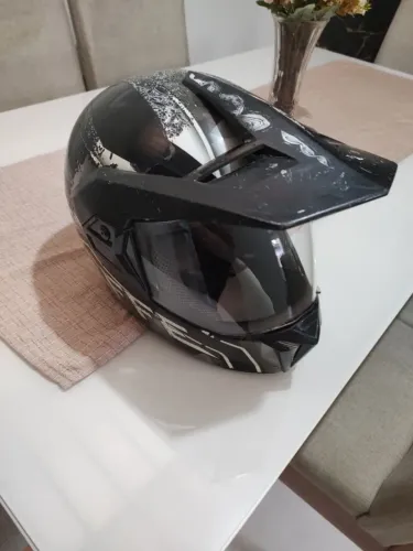 Capacete bom