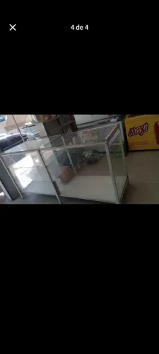 Balcão de vidro