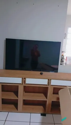 Vendo tv Samsung 50 polegadas 4k pouco tempo de uso sem nenhuma avaria .