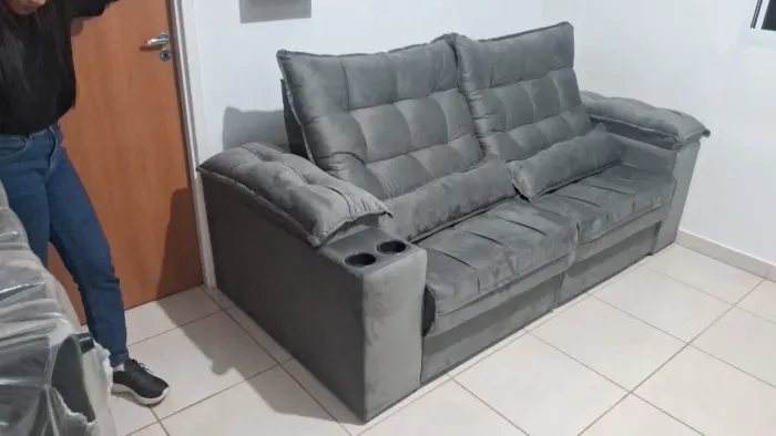 Sofá retrátil e reclinável 2.50 Mt super promoção pronta entrega
