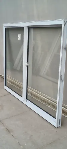 Janela de Correr Alumínio Branco 1,80×1,20