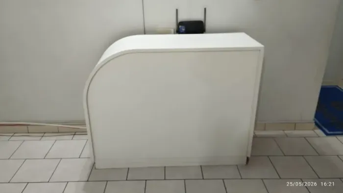 Vendo Balcão de Atendimento / Recepção em MDF Branco, 