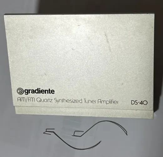 Receiver Gradiente DS-40 - Porta dos Controles