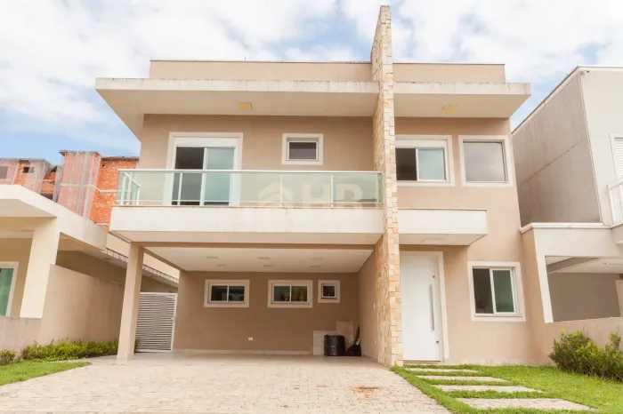Casa em condomínio fechado em Matinhos