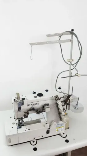 Maquina Singer galoneira costura industrial
