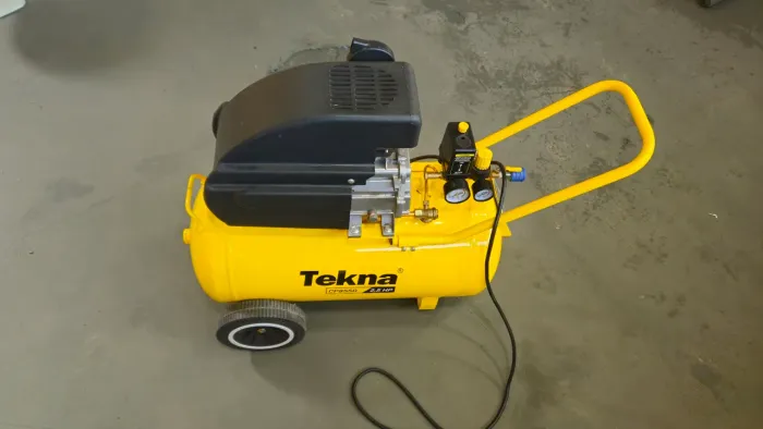 Compressor Tekna 2.5 HP CP8550 50 litros