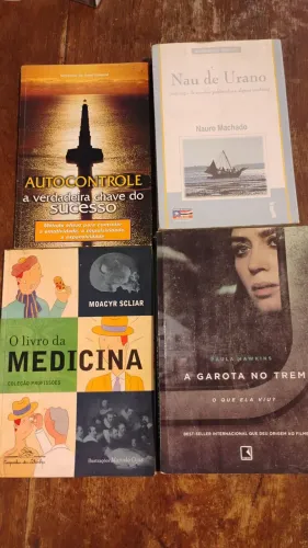 4 LIVROS SÓ $ 50.00