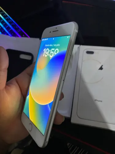 iPhone 8 Plus 64gb