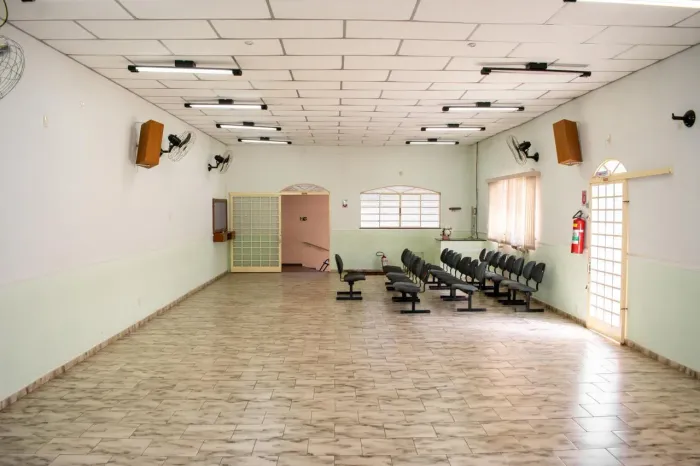 Sala Comercial para Venda em Tupã, Centro, 2 dormitórios, 2 banheiros, 1 vaga