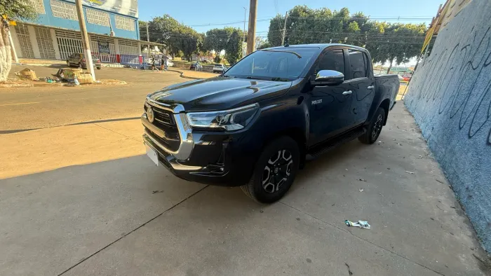 Toyota Hilux CD SRX 4X4 2.8 TDI 16V Diesel Aut. 2022