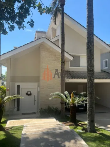 Casa de Condomínio Residencial 291m² com 3 quartos, 3 suítes e 4 vagas à Venda em Arujá
