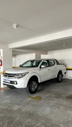 Mitsubishi L200 Triton Sport HPE-S 2.4 CD Dies. AUT 2019