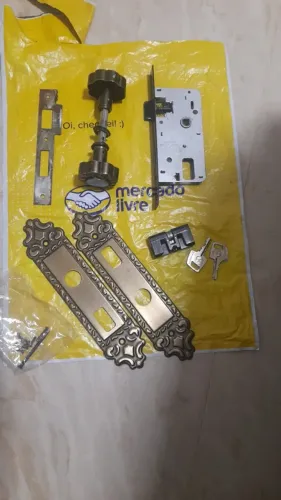 Fechadura colonial para porta de entrada 
