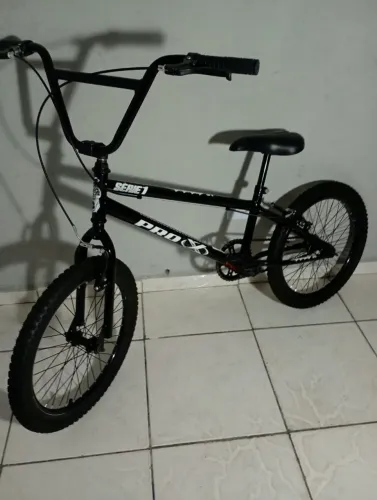 Bicicleta BMX aro 20
