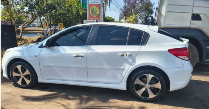 Chevrolet Cruze HB Sport LT 1.8 16V Flexp. 5P AUT 2014