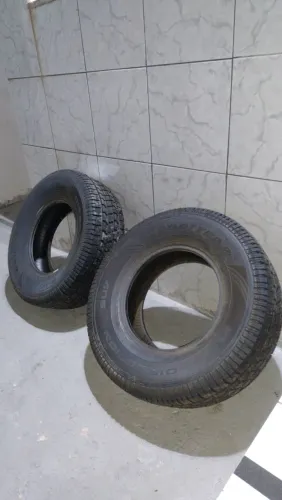 Vendo 2 Pneu novo Goodyear Aro 16 265/70R16 Direction SUV
