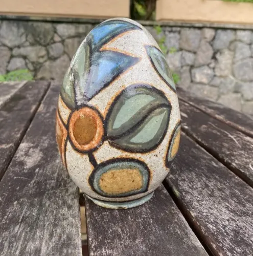 Ovo cerâmica brennand  (16 cm altura)