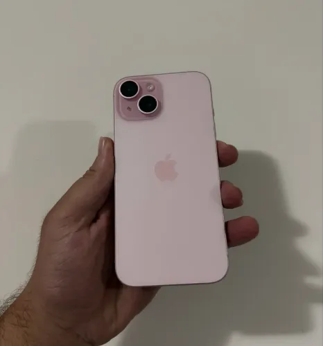 iPhone 15 Rosa 256gb 6 meses garantia