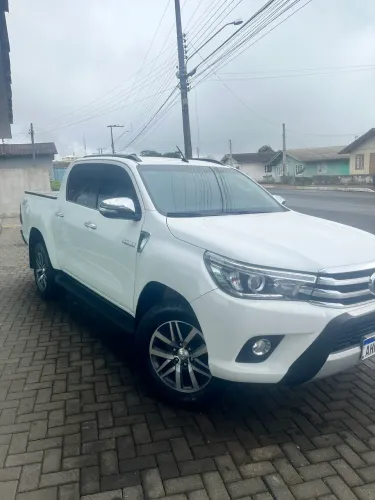 Toyota Hilux CD SRX 4X4 2.8 TDI 16V Diesel Aut. 2016