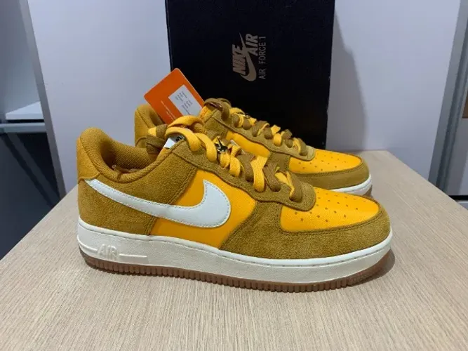 Air Force 1 Low '07 First Use University Gold