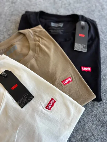 Camiseta básica levis