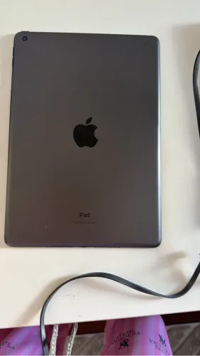 Vendo Tablet e celular