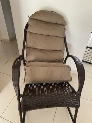 Cadeira de balanço de fibra