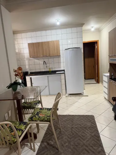 Alugo apartamento mobiliado -centro