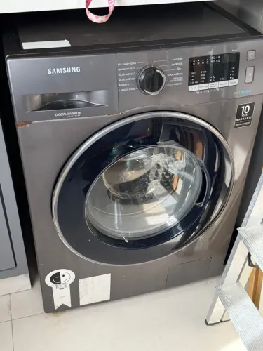 Máquina lava e seca