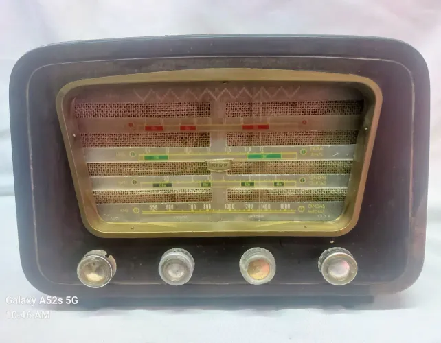 Rádio Antigo Semp modelo pt76 funcionando