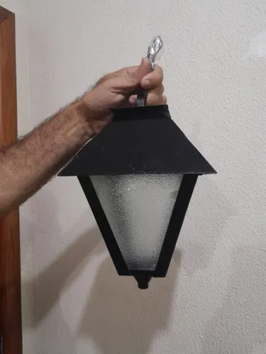 Antigo pendente colonial metal pintado de preto