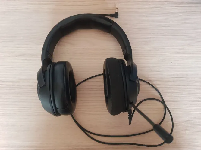 Headset usado Razer Kraken X Lite