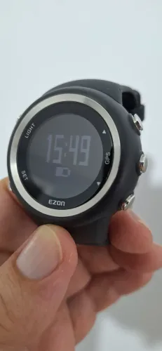 Relógio EZON T-031. 